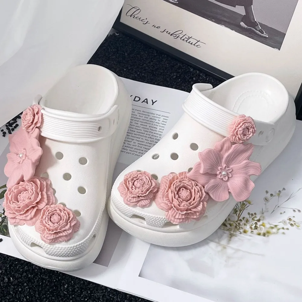 

Набор подвесок для обуви из ПВХ, новый стиль, белые костяные 3D туфли, украшения, дизайн букета, аксессуары «сделай сам», набор цветов «сделай сам»