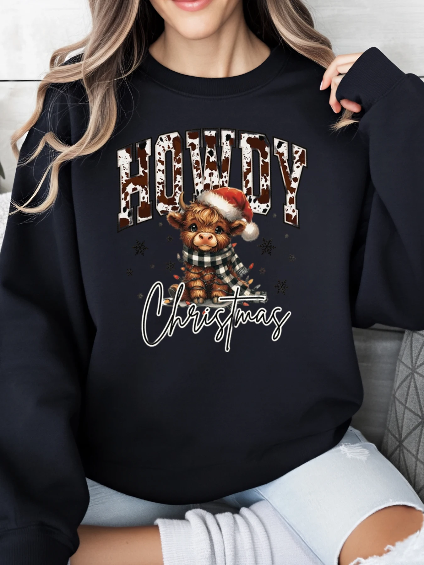 

Cow Howdy Christmas Print Sweatshirt Holiday Women Casual Wear Black Plus-Size