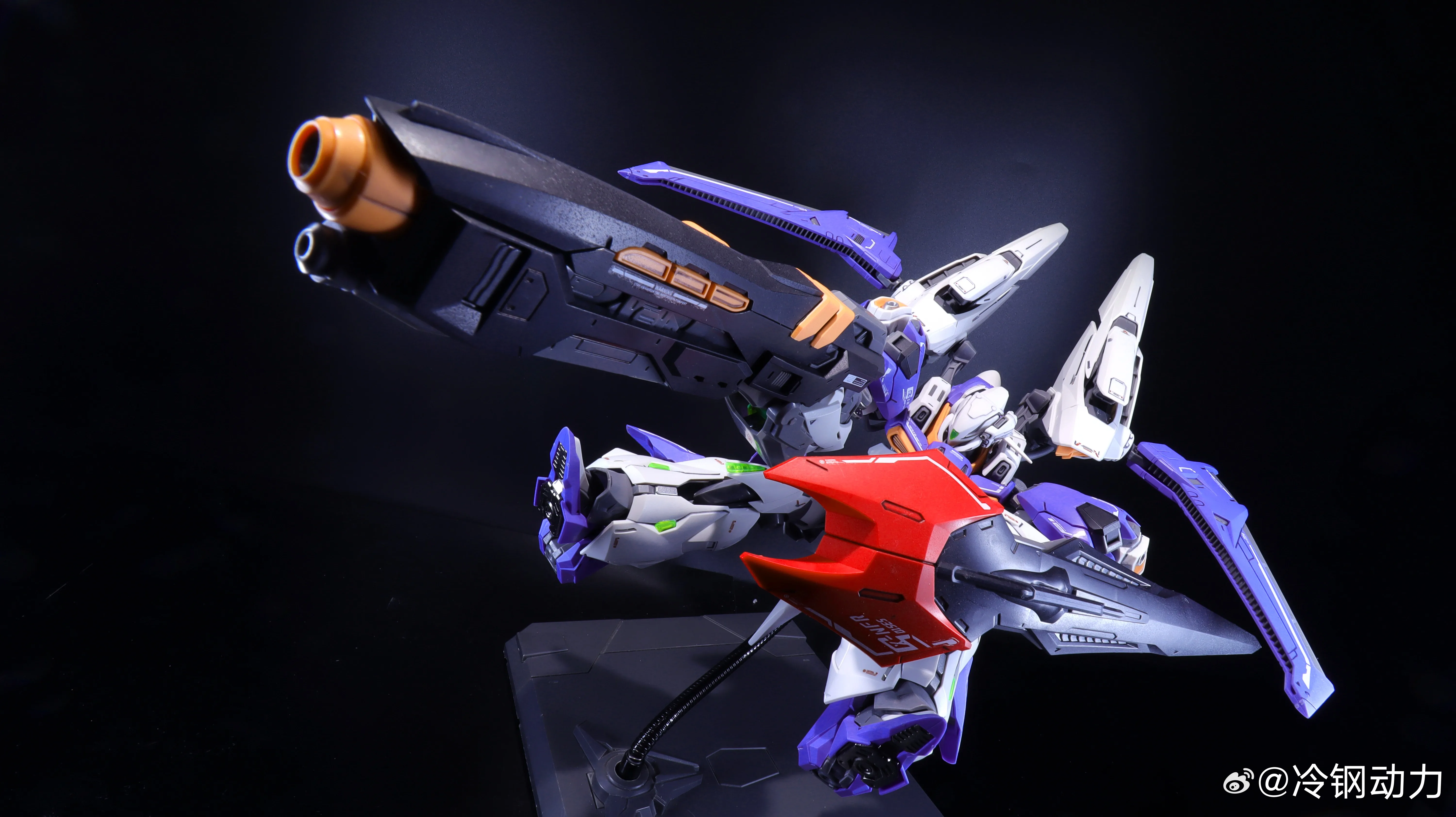 冷凍金属怒りの剣 SES10-RNF/XS 1/100 MG アクションフィギュア