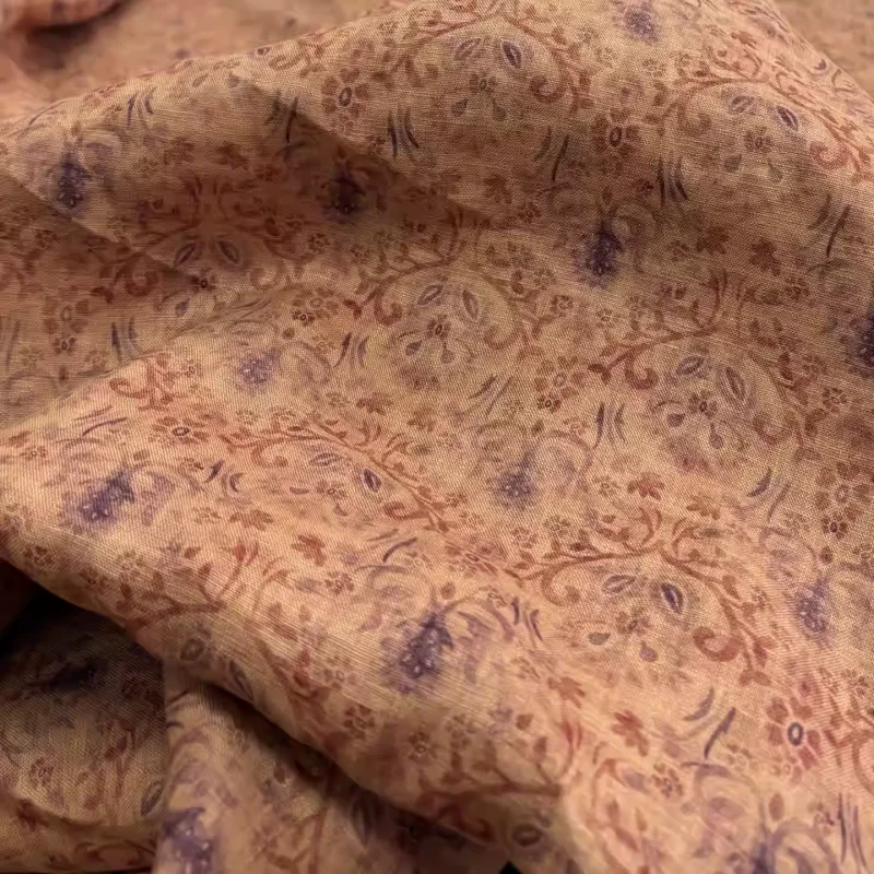 

Chocolate colored linen printed fabric can be used to make dresses, robes, shirts, and other clothing, and can be handmade.