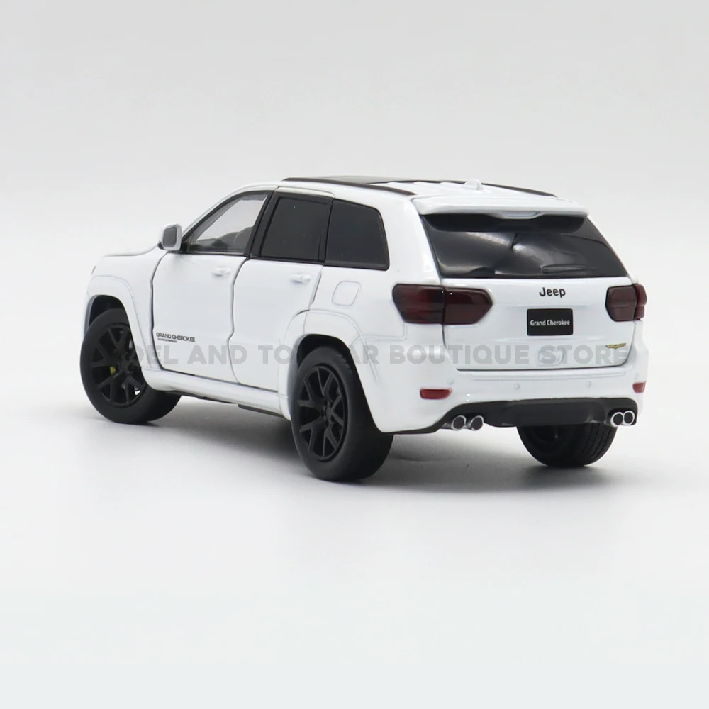 1/32 Grand Cherokee Trackhawk JKM Diecast Model Toys CAR for Kids Sound Light Boys Girls Gifts