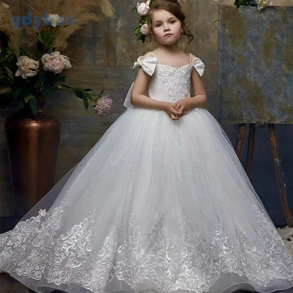 Flower Girl Dress White Fluffy And Shiny Lace Applique papillon cintura matrimonio elegante fiore bambini comunione compleanno Dress