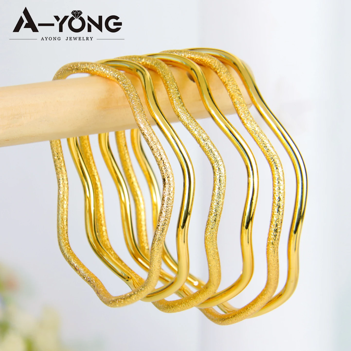 Fashion Gold Color Irregular Cuff Bangles 21k Gold Plated Saudi Women Charm Bracelet Dubai Arab Bridal Wedding Party Jewelry