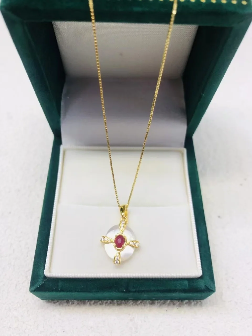 

Certificate 925 Silver Necklace With Natural Oval Ruby Natural White Shell Geometric Pendant Ins Silver Chain Jewelry For Women