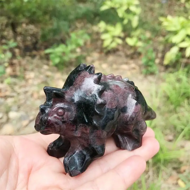 

Natural Garnet Dinosaur Carving Statue Carved Crafts Animal Polished Healing Figurine Home Ornament DIY Gift 1PCS