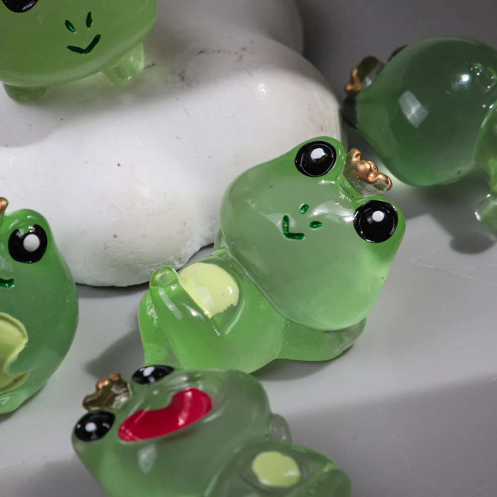 10pcs Cute 3D Frog Resin Bead Charms Green Animal Pendants for Keychain Necklace Earring DIY Jewelry Making Findings Accessories