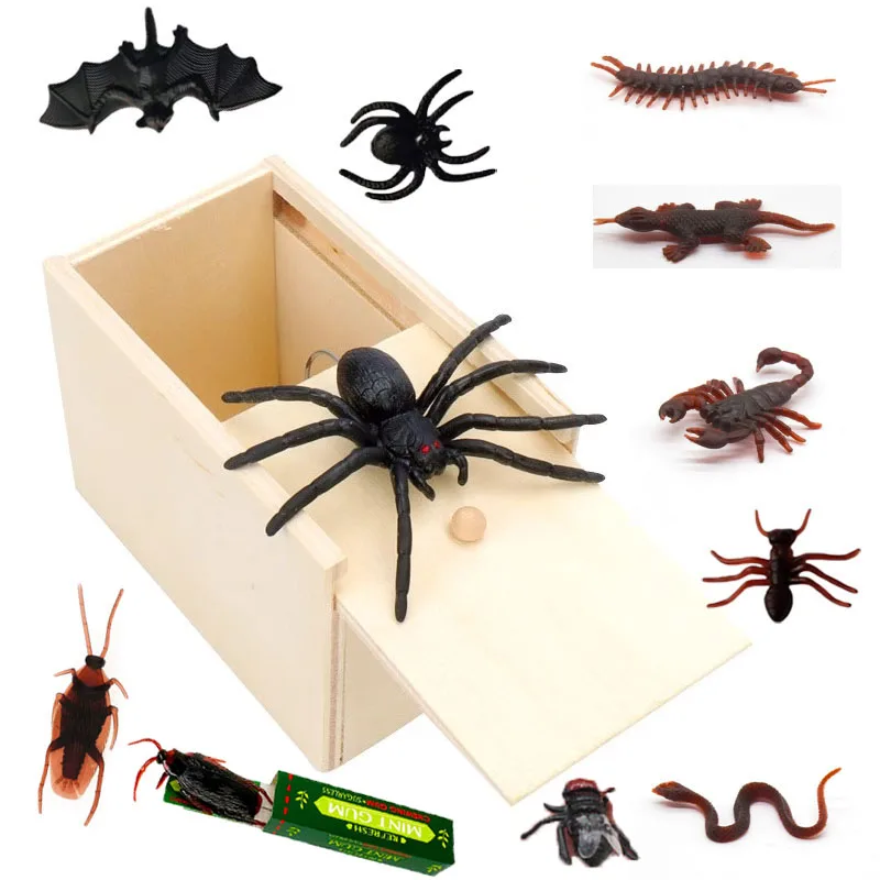 

All Saints' Day Prank Toy Spider Cockroach Bat Sects Flies SimulationIn Model Creative Prank Panic Novelty Gag Toy Gift Prop