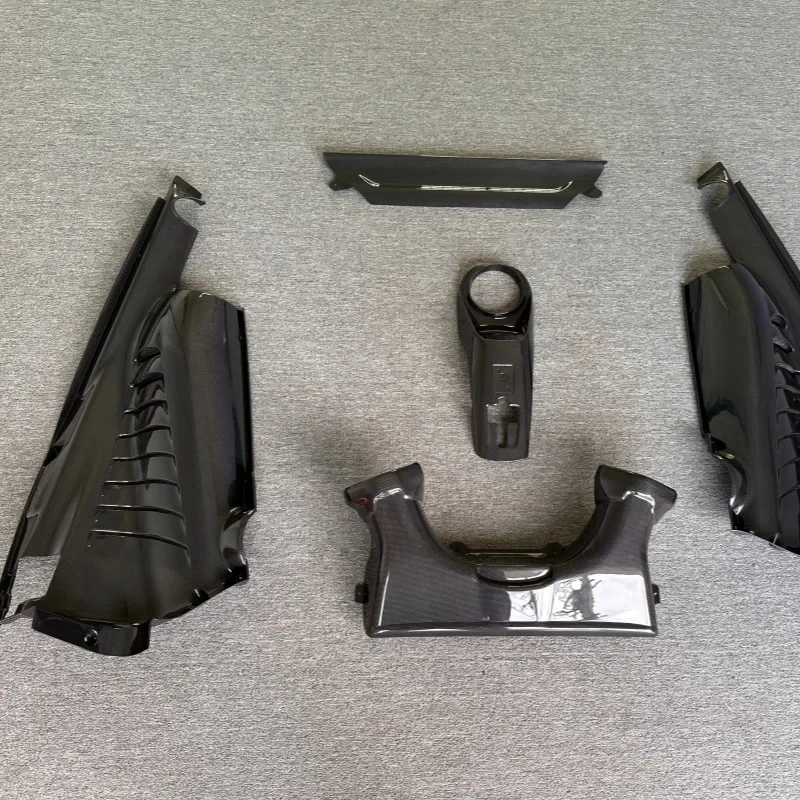 

OEM Style 3K Flat Textured Dry Carbon Fiber Hardtop Hood Body Kit For 488GTB Modification