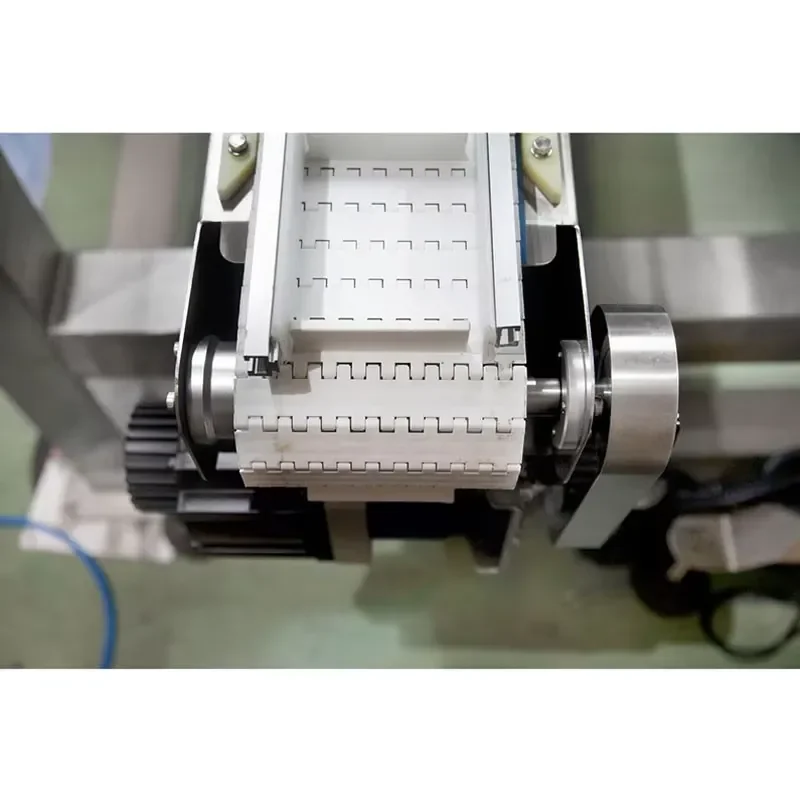 Electronic Parallel Manipulator Auxiliary Weighing Equipment Packing Machine for Food Plastics Spices