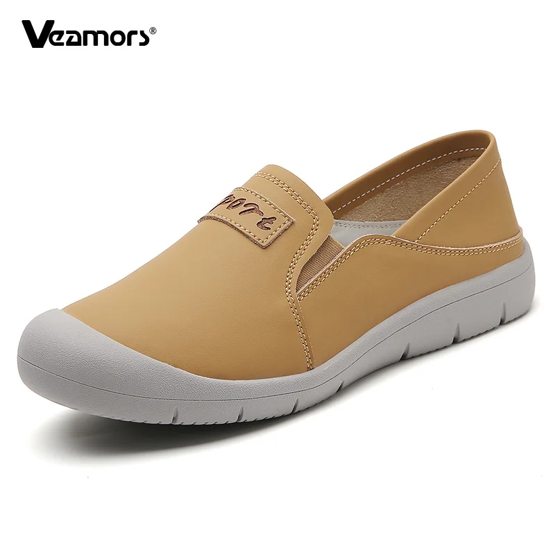 Soft Leather Slip on Loafers Women Casual Flat Walking Shoes Ladies Non Slip Lightweight Casual Shoes for Travel Driving