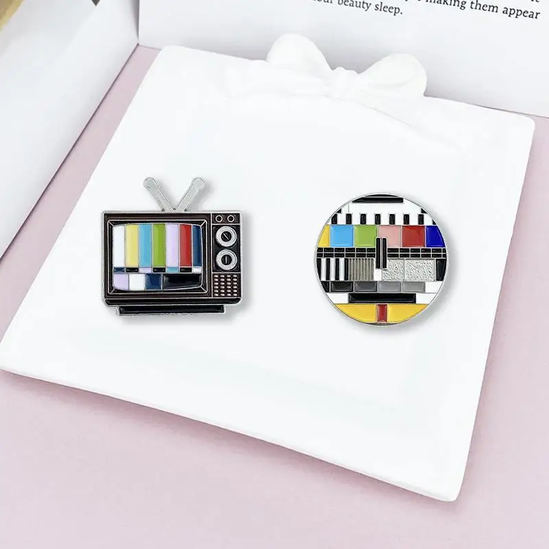 ⑧80s Vintage Cable Television TV Shape Brooches Colour Enamel Pins No Signal TV Television Brooch Parents Friend Badge Jewelry