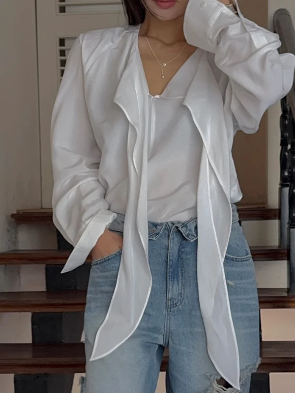 

Romantic Spring Style Women's Loose Long Sleeve Shirt with Sash Elegant Design French Style Polyester Fiber Shirt