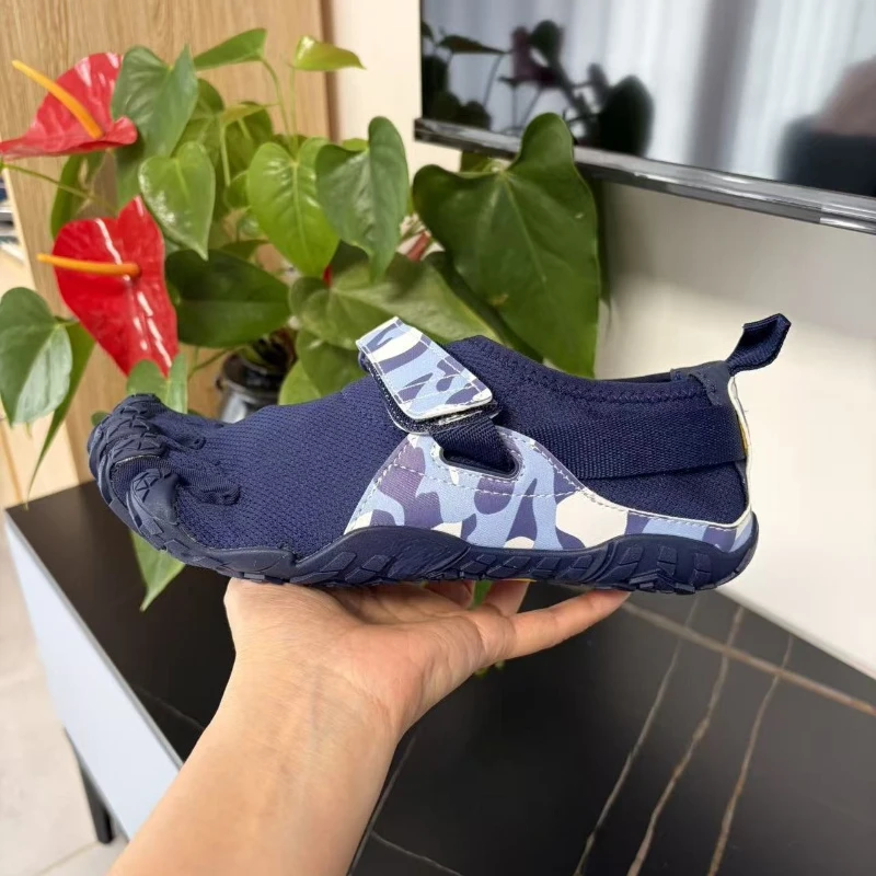 Trendy Fashion V Soul Unisex Barefoot Dance Shoes Lightweight Quick Dry Breathable Five Finger Footwear for Yoga Walking Outdoor Sports
