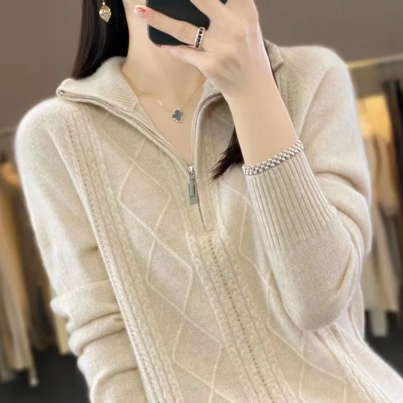 Women\'s pullover cashmere sweater autumn and winter long sleeved knitted sweater top thickened long sleeved sweater