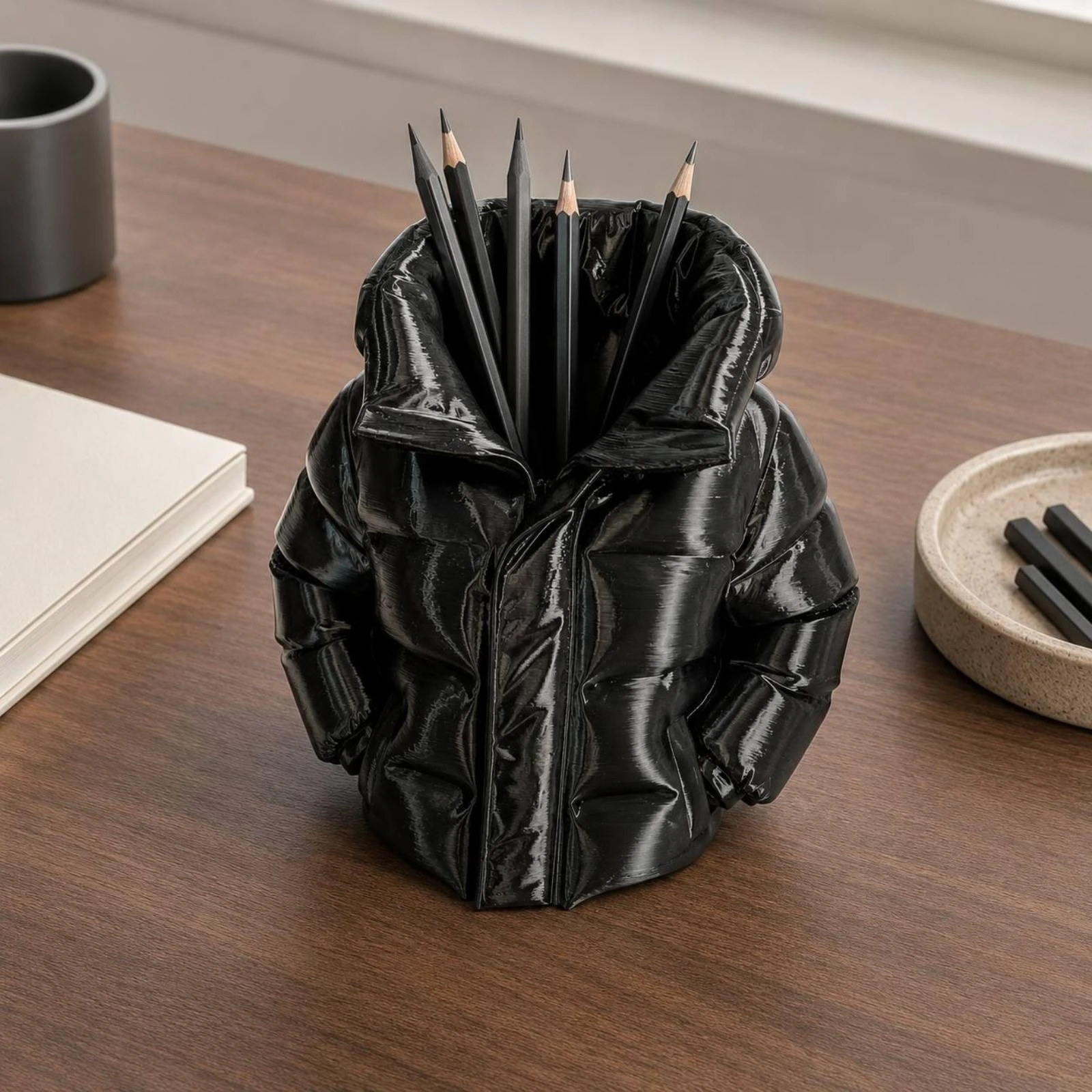 Puffer Jacket Pen Holder Glossy Jacket-Shaped Pen Holder Coat Shaped Desk Organizer Puffy Workspace Storage Desktop