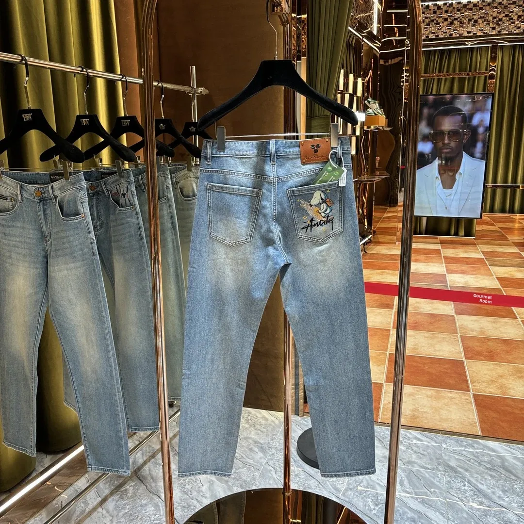 

American Sle Retro Straight Leg Men's Jeans Loose Embroidered Casual Pants Spring Autumn Waed Cotton Polyester Blend