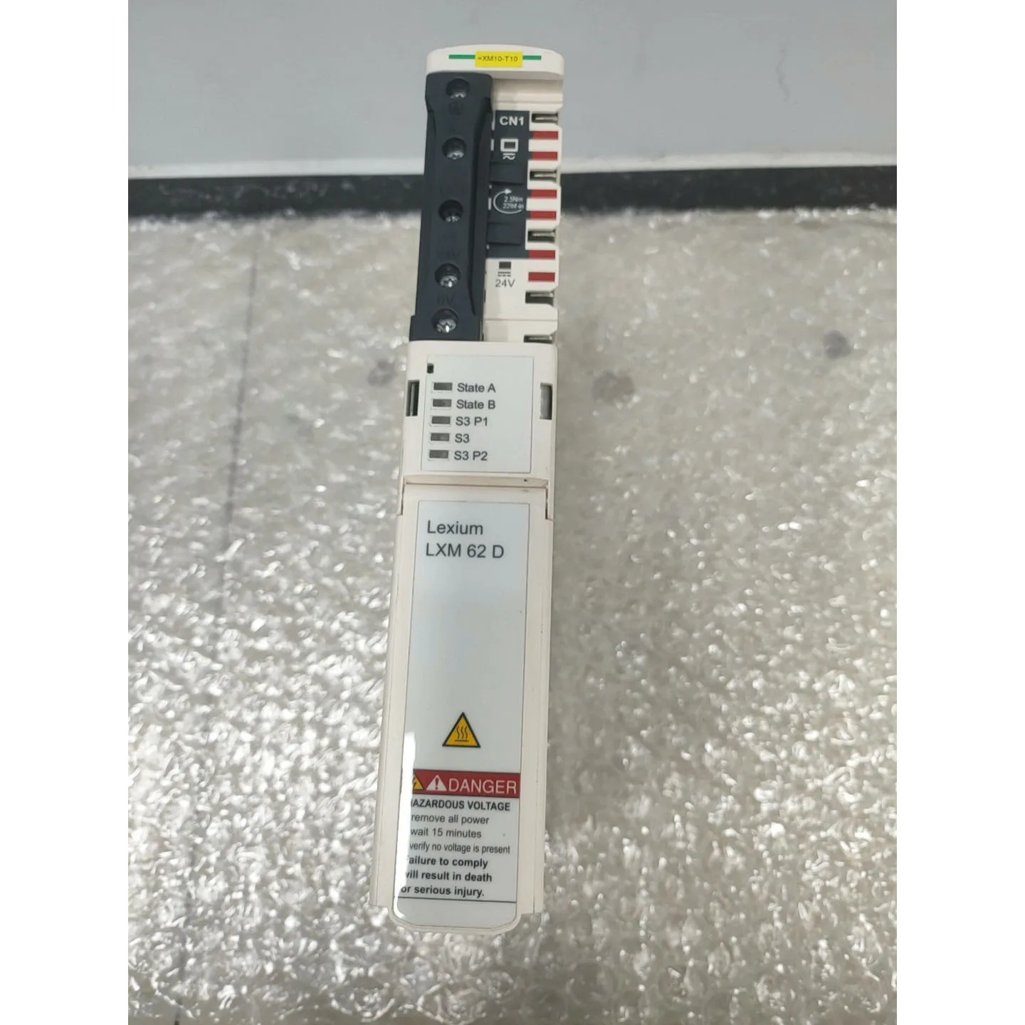 LXM62DD27D LXM62DD27D21000 Lexium 62D Servo Drive