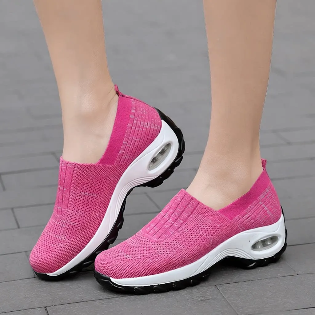 

Women's Breathable Casual Sports Shoes Step-Up Mom Shoes Slip-On Lazy Person's Shoes Polyester Mesh Flat Heel Leisure Sneakers