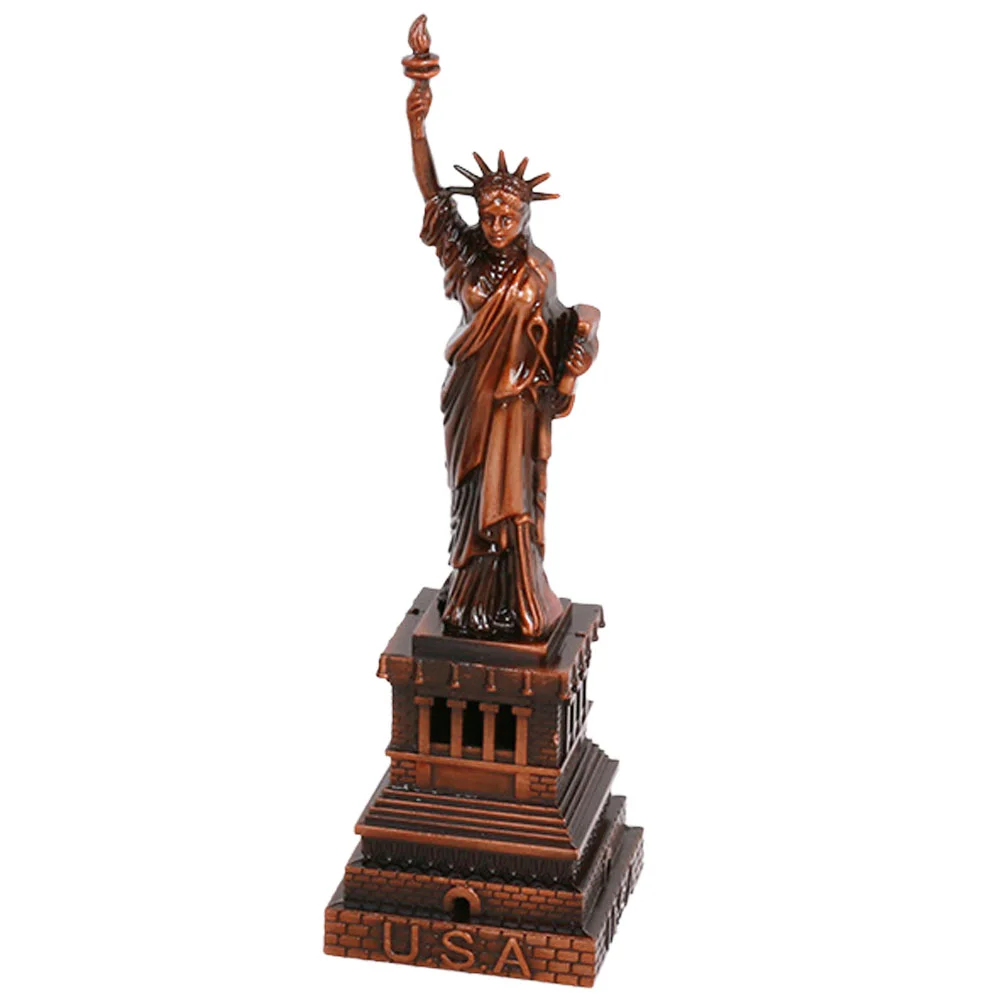 Statue of Liberty Craft Table Adornment Ornament Landscaping Decor Yard Gift Choice Metal Ornaments for Home Model Desktop