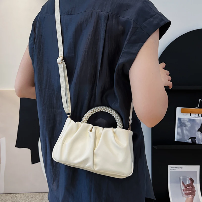 Bolso de mano de cara suave, bolsa de un solo hombro, Diagonal, Simple, estilo occidental, nube, nueva moda