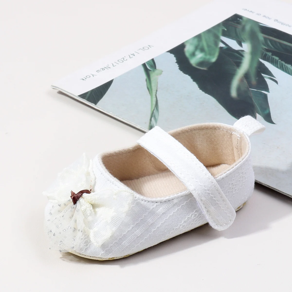 ربيع حار بيع تصميم جديد الوليد الطفل بنات أول المشي في الهواء الطلق الأميرة حذاء طفل صغير مع نعل ناعم ومريح