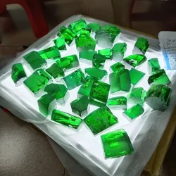 Emerald color green zircon raw material raw stone carving seal engraving 80g