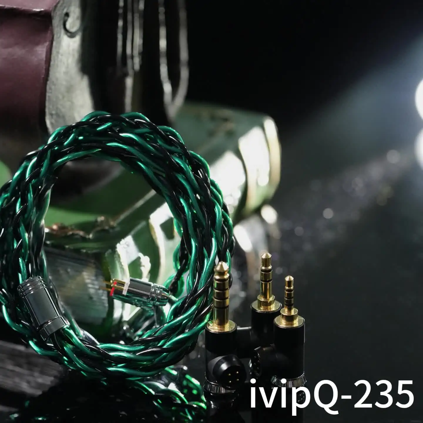  Кабель для наушников ivipQ-235 4-жильный 7N OCC + серебряное палладиевое покрытие