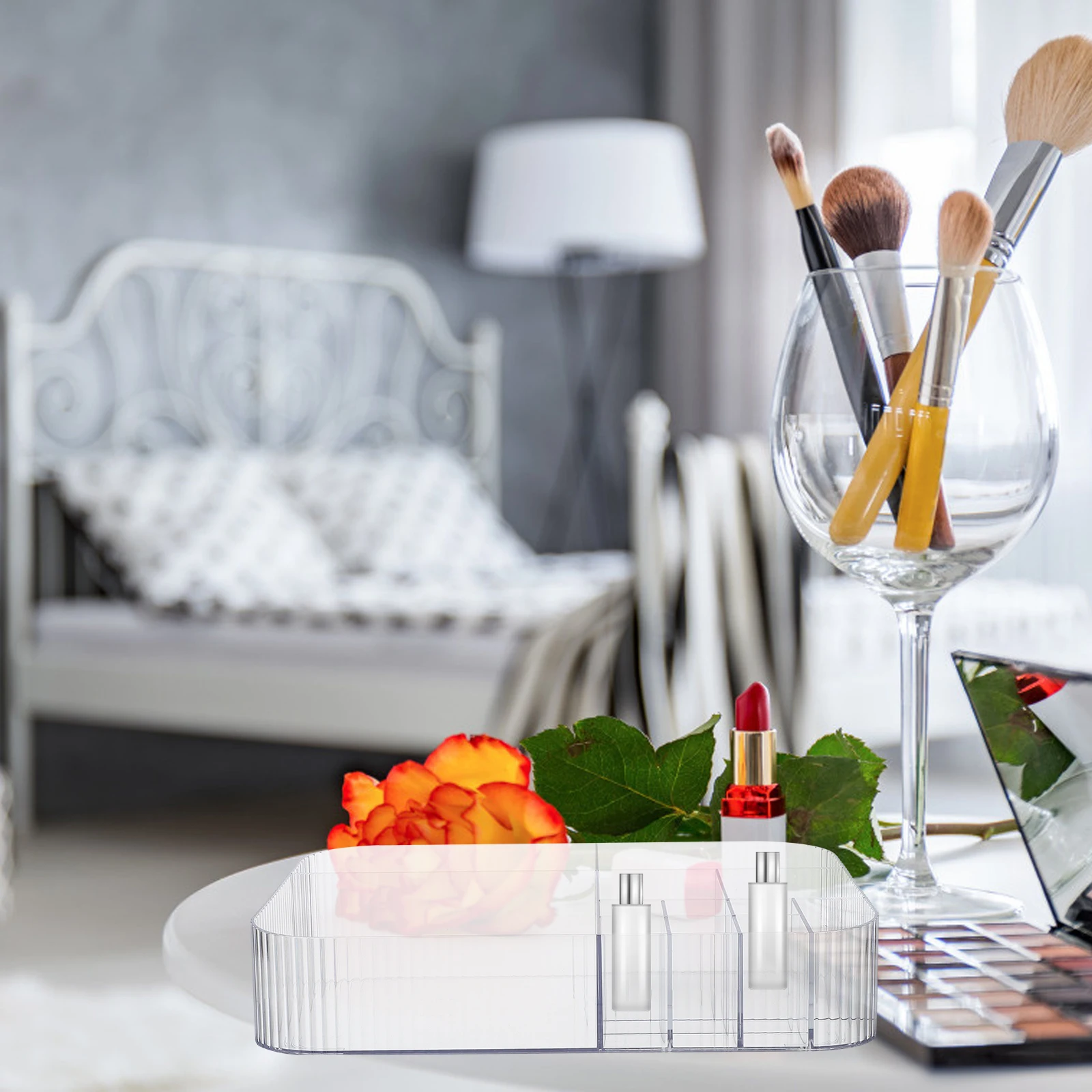 

Storage Box Lightweight Durable Makeup Organizer Compact Multi-Grid Lipstick Holder Vanity Organizer Makeup Holder