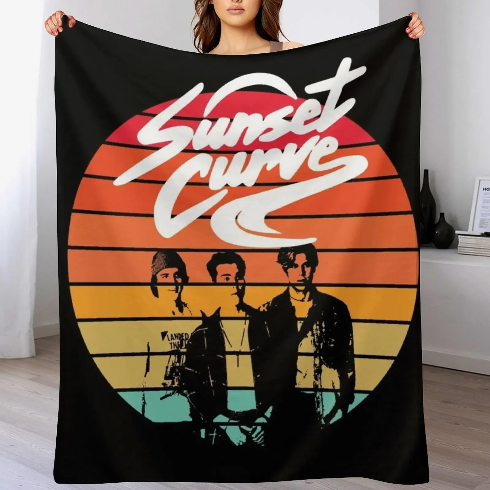 

Sunset Curve Band, Julie and The Phantoms Throw Blanket Soft Warm Blanket Gift for Grandparents