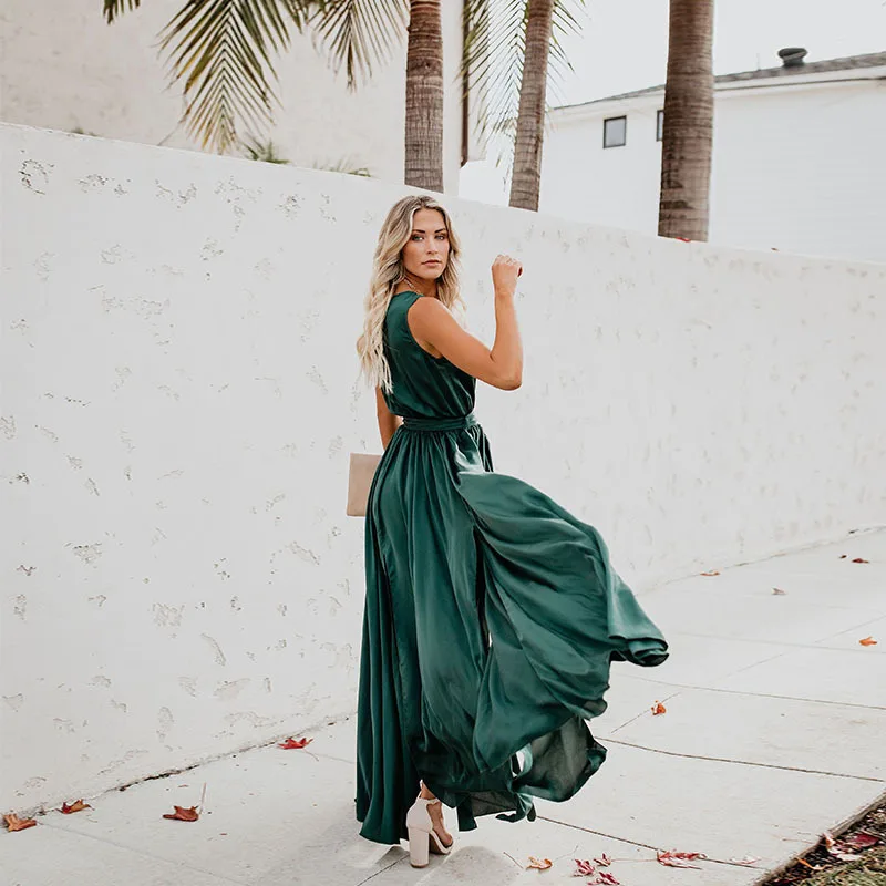 

Women's 2020 Summer New Bohemian Solid Color V-Neck Sleeveless High Slit Large Swing Dress Long Skirt