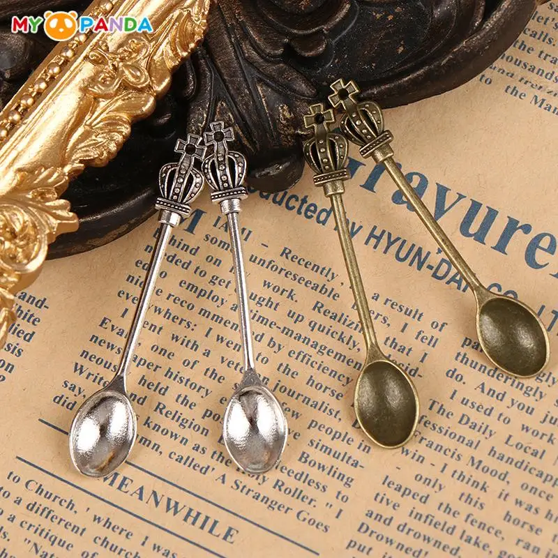 2Pcs 1/12 Vintage Spoons Dollhouse Miniatures Tableware Mini Cutlery Soup Spoon Childrens Toy Doll House DIY Decor Accessories