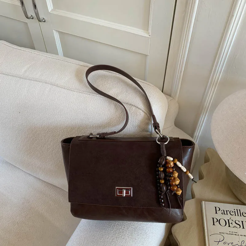 2025 Bolso retro para axila para mujer, bolso cruzado pequeño vintage, bolso de hombro Niche Luxe para desplazamientos