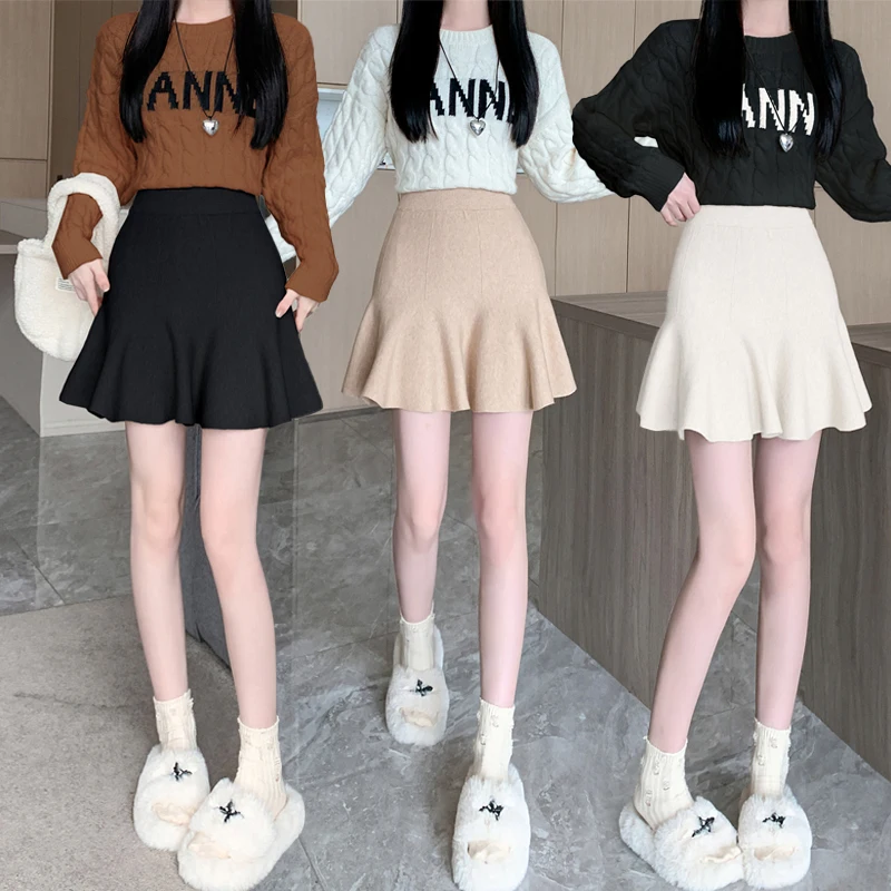 Hot girl A-line skirt versatile elastic waist autumn and winter imperial sister knitted skirt short skirt half body skirt