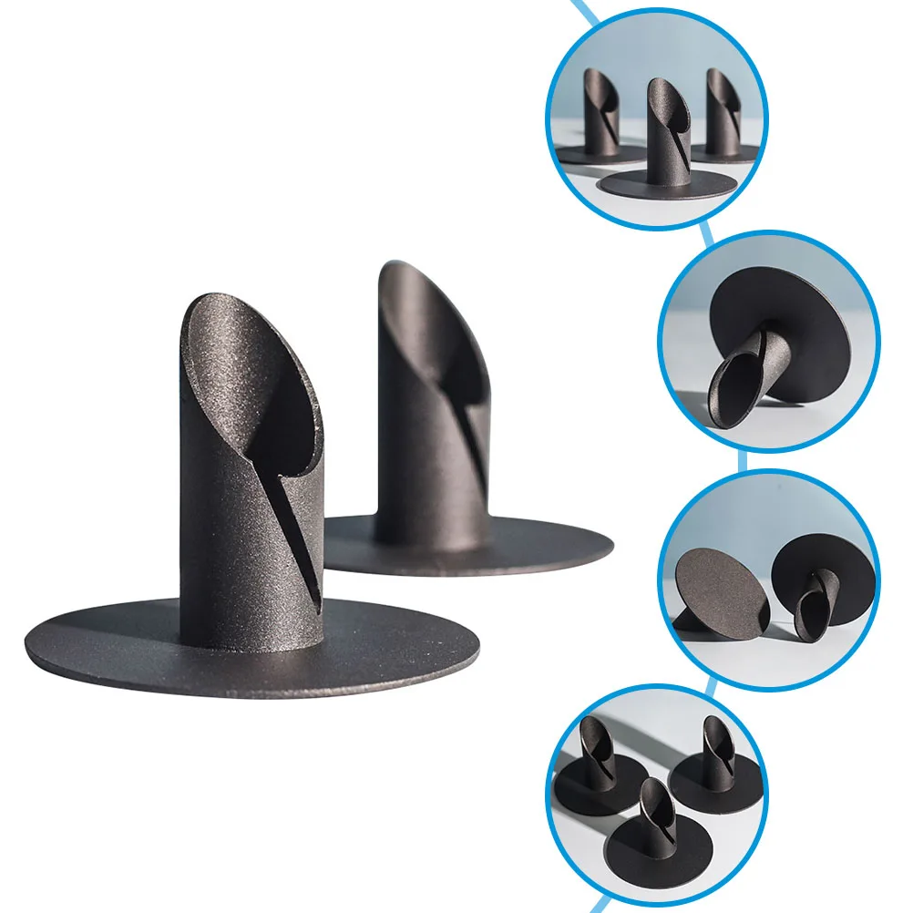 

2Pcs Iron Holder Wrought Iron Candlelight Stand Simple Style Candlestick for Home Holiday Birthday Use