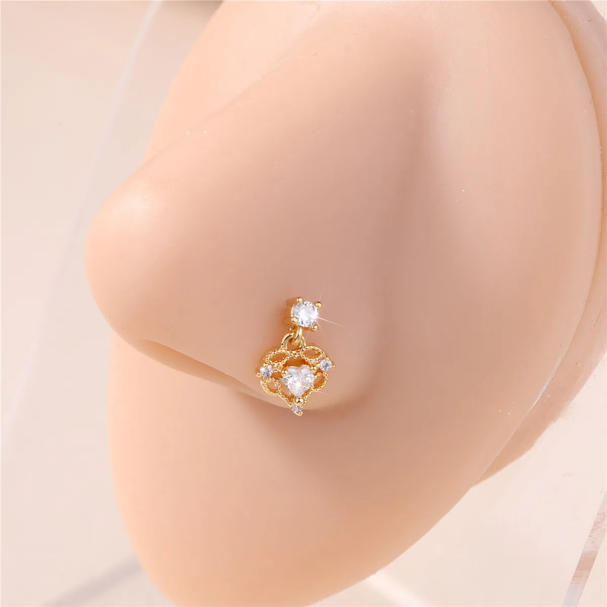 Thin Dangle Nose St…