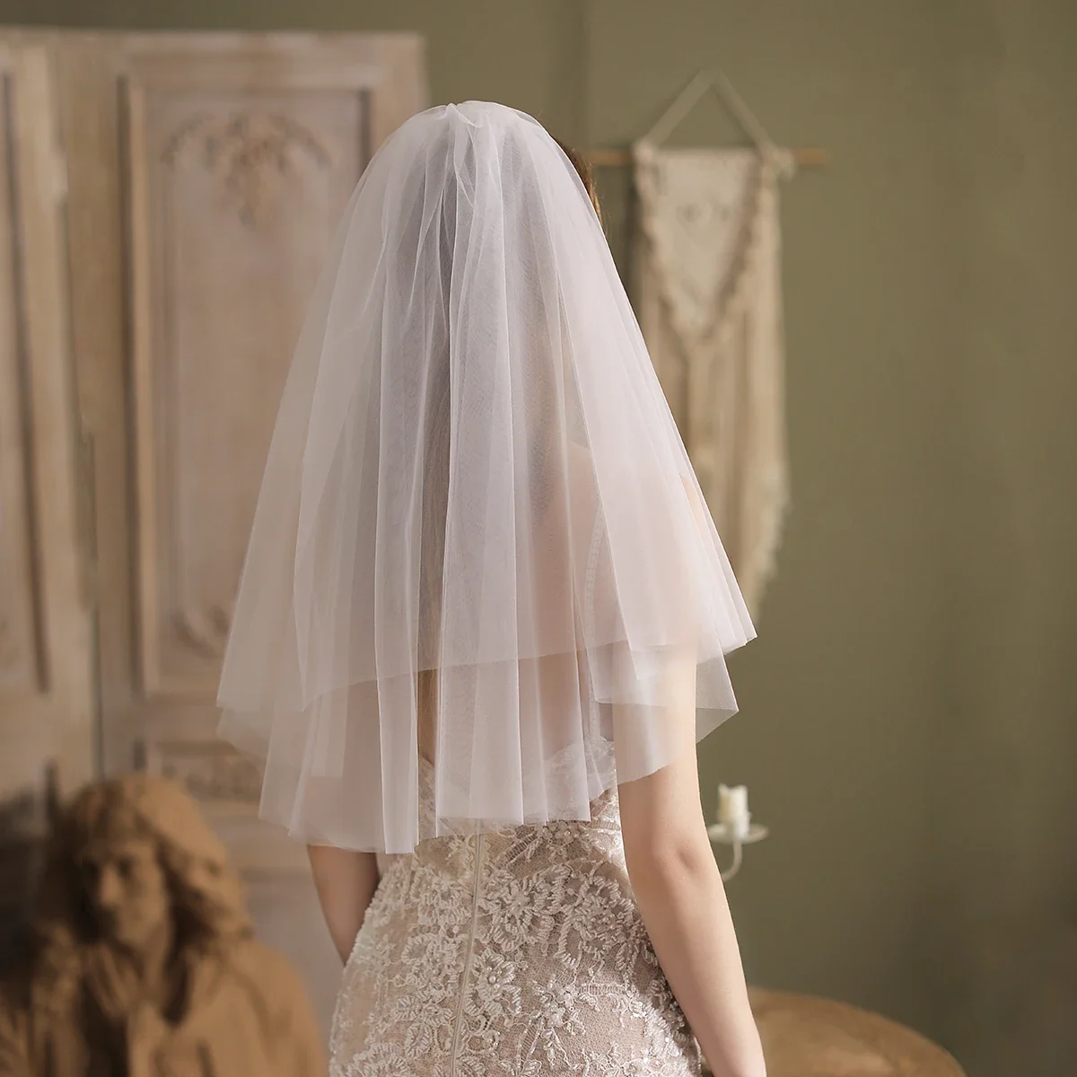 Voile de mariage court en tulle doux blanc à deux couches pour patients, fait à la main, coiffure de mariée avec peigne à cheveux, V813