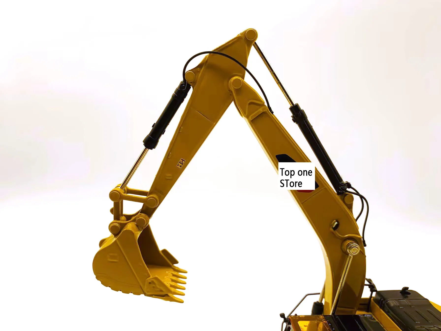 DieCast Masters 320F L Hydraulic Excavator 1/50 Scale Metal Model DM85931 Gift Toy