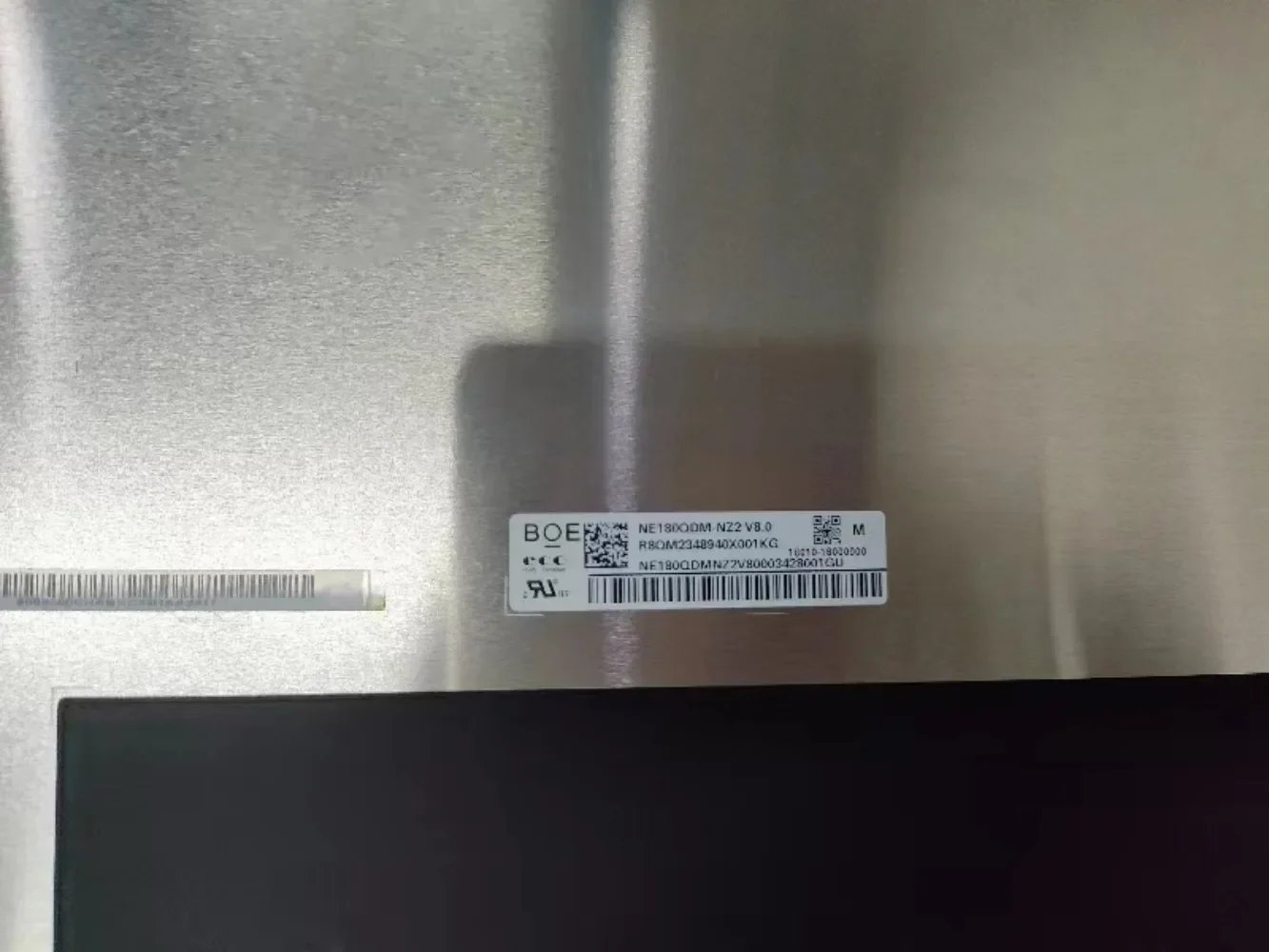 

18.0'' IPS 240Hz 2560*1600 40 PINS 500 cd/m² NE180QDM-NZ2 Laptop LCD Screen Display Panel Gaming