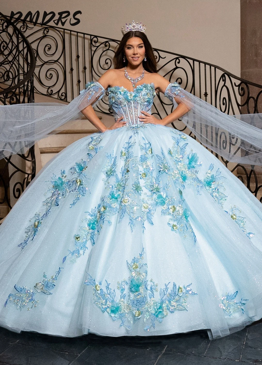 

Luxurious Strapless Quinceanera Dress 2025 Charming 3D Flower Party Dress Shiny Sleeveless Strapless Party Gown 16 Customized