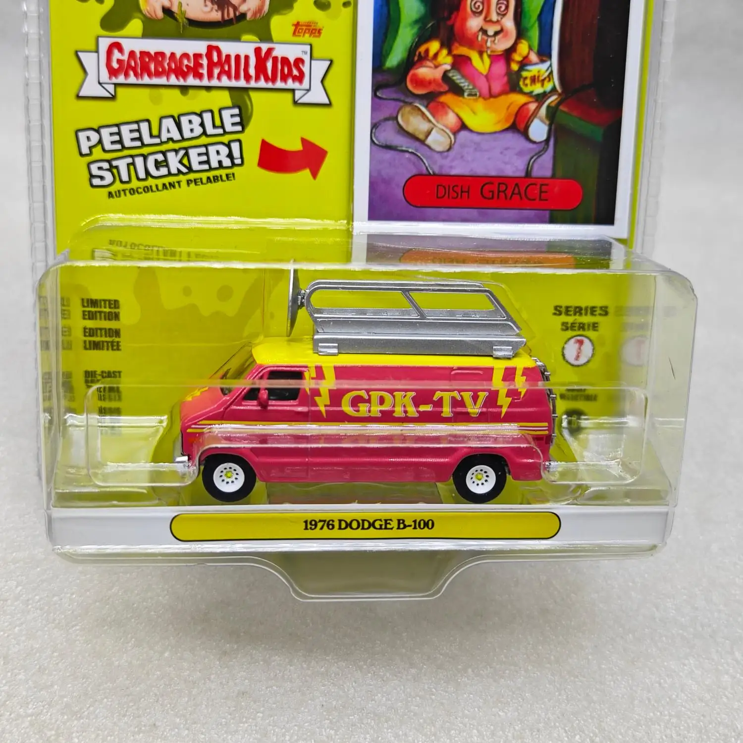 グリーンライト 1:64 シリーズ 7-ディッシュ グレイス -1976 B-100 ルーフ サテライト ディッシュ モデル 限定版 コレクターズアイテム ウォールペンダント ギフト合金車