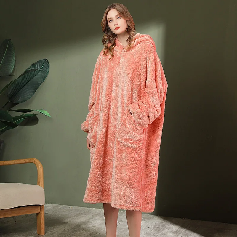 Autumn And Winter Hooded Pullover Loose Lazy Blanket Men And Women Plus Size Flannel Pajamas Can Be Worn Outside Home Clothes