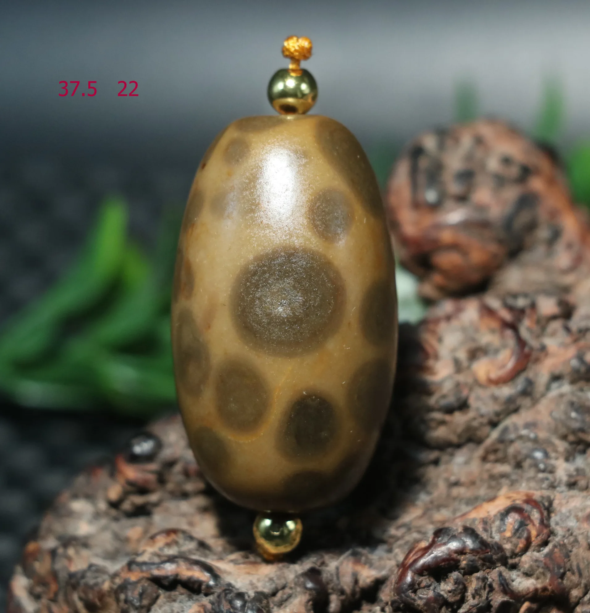 

Unique Style Magic Power Tibetan Old Agate Natural Eyeds Big Drum Shape dZi Bead Totem 4A LLZB LKbrother Talisman UPS1216Qs