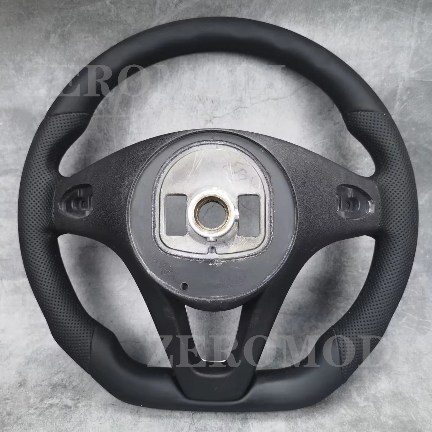 Perforated Leather Steering Wheel For Mercedes Benz E C CLS W218 W212 W204 W207 Class