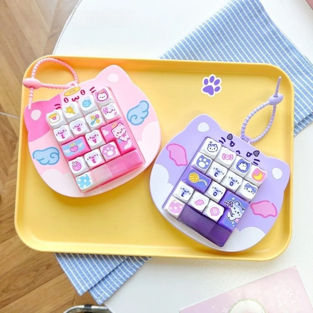 16 Key Fidget Button Cute Design Creative Style Keyboard Keychain Bag Hanging Ornament Cat Shape Mini Keyboard Pendant