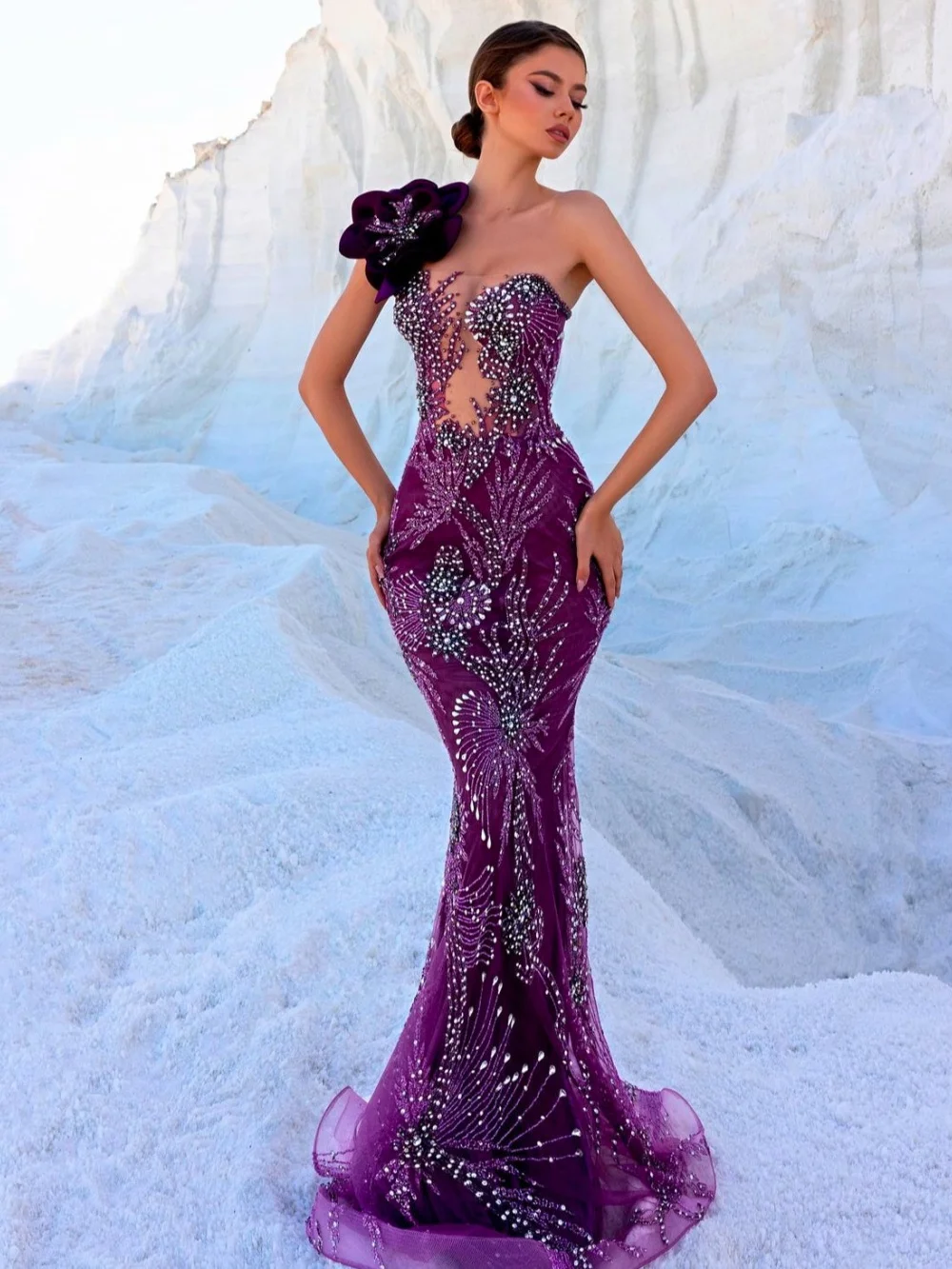 Luxurious Sequin Mesh Evening Dress Charming One-Shoulder Evening Gown Shimmering Floral-Studded Floor-Length Party Gown Customi