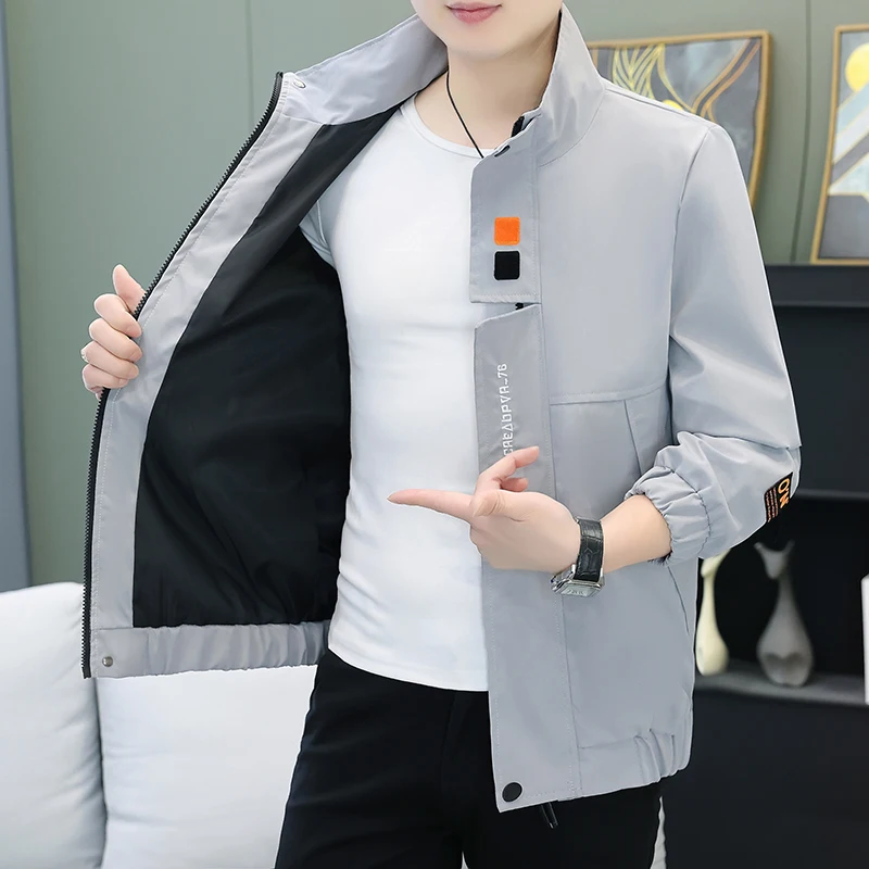 

Casual Men's Stand Collar Jaet Spring Autumn 2025 New Faion Outerwear Trendy Haome Workwear Embroidered Color Blo Top