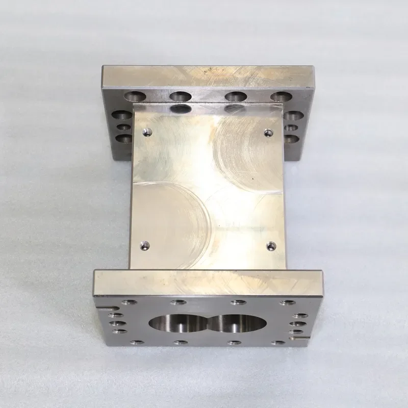 Co-rotating Twin Screw Extruder Bimetallic Alloy Liner Wear Resistant Modular Barrel for Plastic Compounding