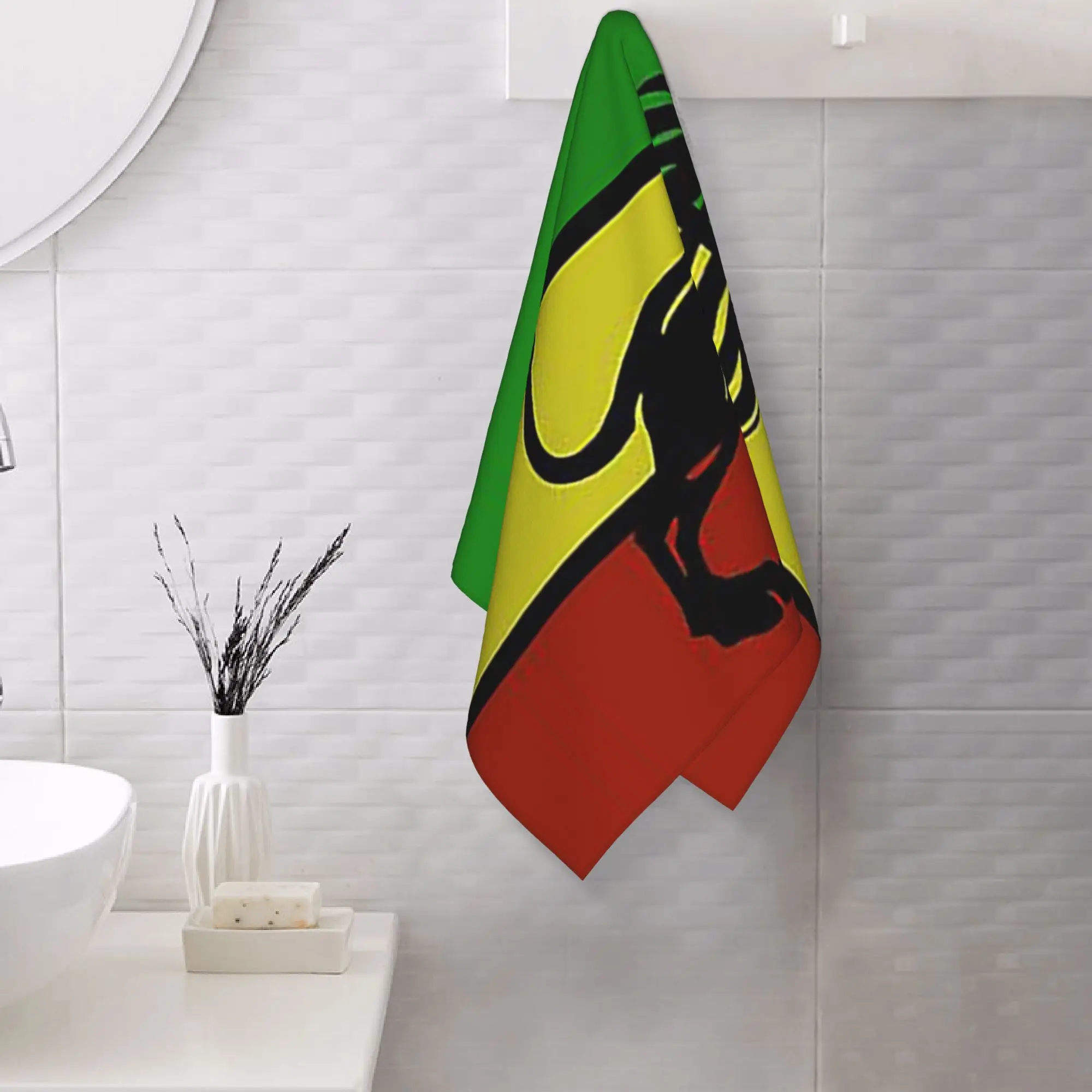 Custom Black Rasta Lion on Rasta Flag Jamaican Reggae Design Soft Face Towel Quick Dry Pool Bath Cotton Towels Absorbent