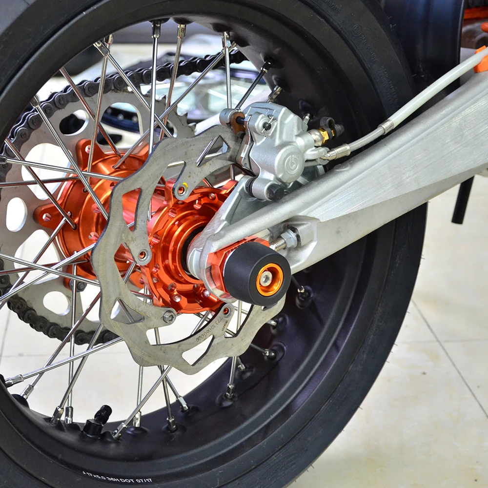 (EU-Lager) Vordere und hintere Achsenschutzringe für KTM 690 Duke /Duke R 690 SMC /SMCR Husqvarna 701 Supermoto – Detail 11