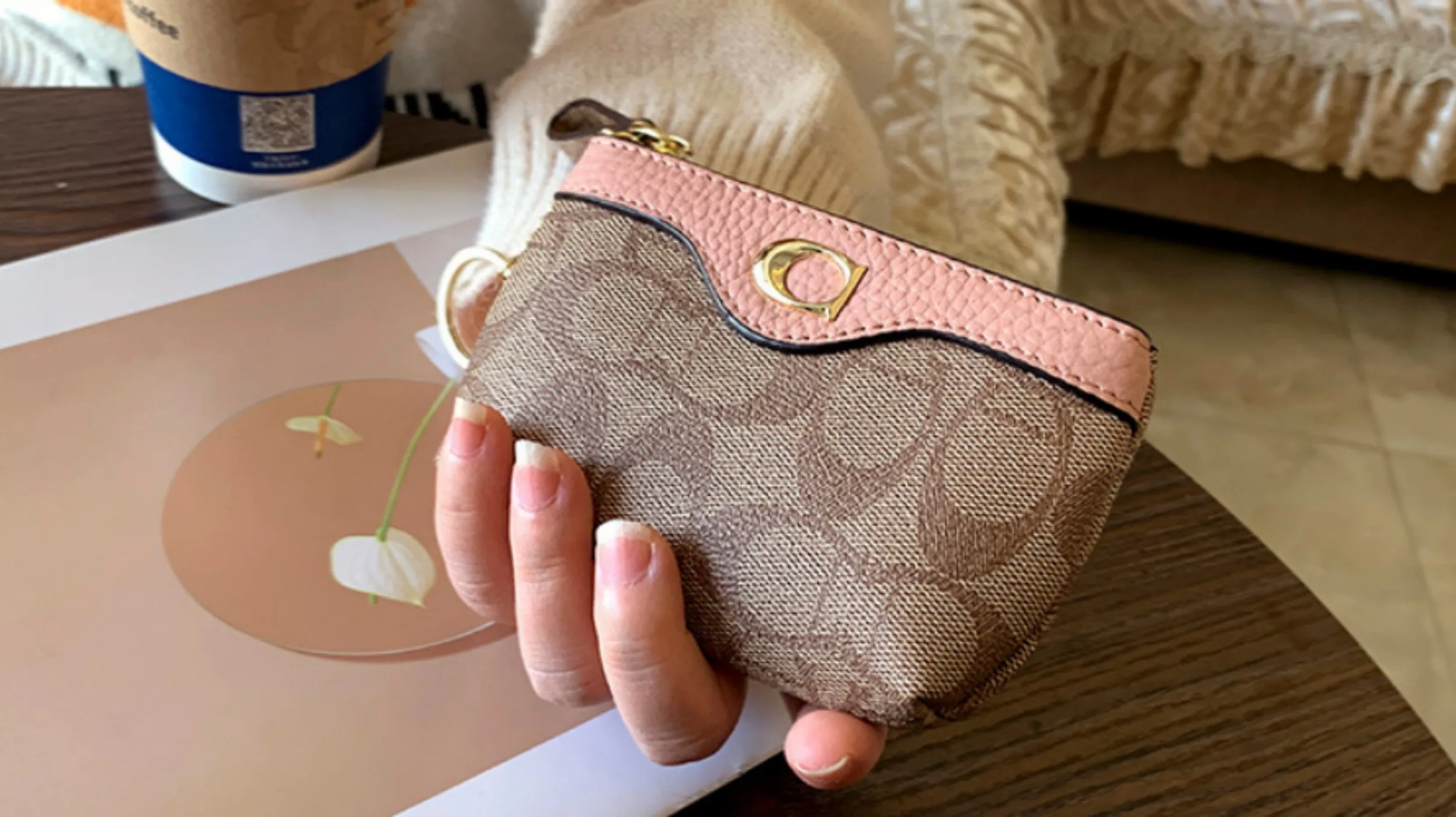 2026 Neue Klassische Kleine Geldbörse mit Blumenmuster, Damen-Mini-Geldbörse, Münzbeutel, Kleingeldtasche, Leder-Geldbörse, Aufbewahrungstasche, Kartentasche – Detail 7